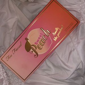 Too Faced Sweet Peach Palette BRAND NEW never used